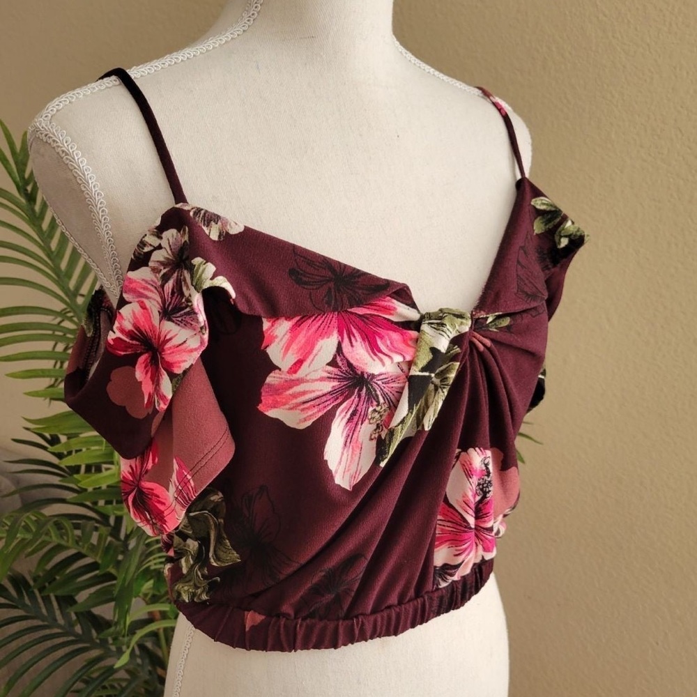 Express Off the shoulder crop top